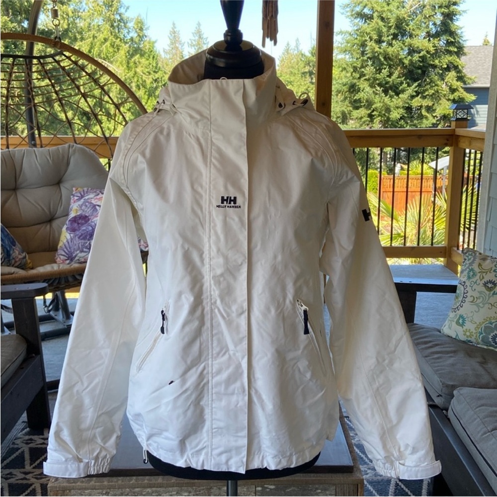 Helly Hansen | Lightweight Coat